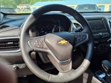 Used 2023 Chevrolet Equinox LT w/ Driver Convenience Package image 5