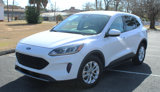 Used 2021 Ford Escape SE image 2