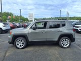 Used 2022 Jeep Renegade Latitude w/ Convenience Group image 2