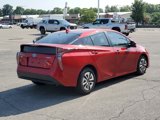 Used 2018 Toyota Prius Four image 2