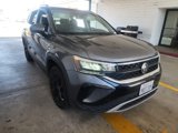 Used 2022 Volkswagen Taos SE image 3