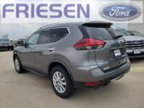 Used 2018 Nissan Rogue SV image 5