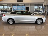 Used 2016 Ford Fusion SE image 2