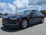 Used 2023 Hyundai Sonata SE w/ Preferred Accessory Package image 2