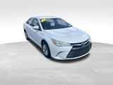 Used 2017 Toyota Camry LE image 3