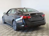 Used 2023 Nissan Altima 2.5 SV image 3