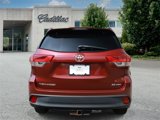 Used 2017 Toyota Highlander SE image 6