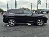 Used 2020 Jeep Cherokee Limited image 2
