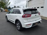 Used 2018 Kia Niro EX image 3