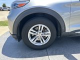 Used 2020 Ford Explorer XLT image 4