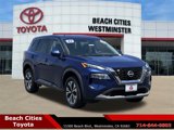 Used 2023 Nissan Rogue SV image 2
