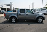 Used 2017 Nissan Frontier SV image 2