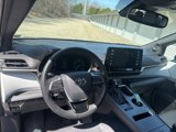 Used 2022 Toyota Sienna XSE image 5