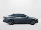 Used 2024 Volkswagen Jetta SE image 4