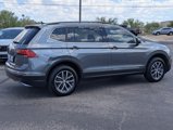 Used 2020 Volkswagen Tiguan SE image 2