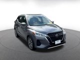 Used 2024 Nissan Kicks SV image 3