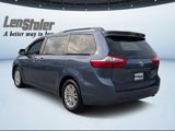 Used 2017 Toyota Sienna XLE image 3