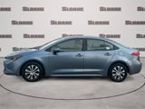 Used 2022 Toyota Corolla LE image 2