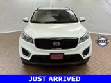 Used 2017 Kia Sorento LX image 2