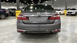 Used 2017 Honda Accord Touring image 3