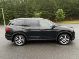 Used 2017 Honda Pilot Touring image 2
