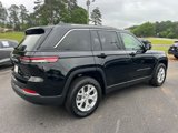 Used 2023 Jeep Grand Cherokee Limited image 5