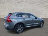 Used 2019 Volvo XC60 T5 Momentum w/ Multimedia Package image 4