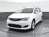 Used 2020 Chrysler Pacifica Touring-L w/ Tire & Wheel Group image 6