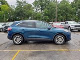 Certified 2020 Ford Escape SE image 3