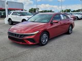 Used 2024 Hyundai Elantra SEL image 3