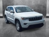 Used 2018 Jeep Grand Cherokee Laredo image 3