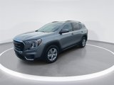 Used 2023 GMC Terrain SLE w/ Driver Convenience Package image 4