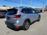 Used 2022 Subaru Forester Premium image 3