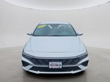 Used 2024 Hyundai Elantra SE image 2