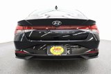 Used 2022 Hyundai Elantra SE image 4