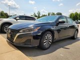 Used 2024 Nissan Altima 2.5 SV image 5