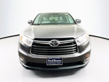 Used 2016 Toyota Highlander XLE image 2