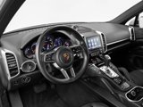Certified 2018 Porsche Cayenne Platinum Edition image 4