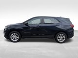 Used 2020 Chevrolet Equinox LS image 2