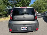 Used 2014 Kia Soul + image 5