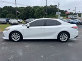 Used 2019 Toyota Camry LE image 2