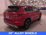 Used 2024 Mitsubishi Outlander SE image 3