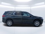 Used 2021 Chevrolet Traverse LT image 2