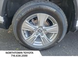 Used 2022 Subaru Forester Premium image 4