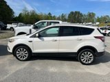 Used 2017 Ford Escape Titanium image 5