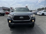 Used 2019 Toyota Tacoma TRD Off-Road image 2