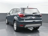 Used 2019 Ford Escape SE image 5