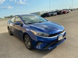 Used 2023 Kia Forte LXS image 4