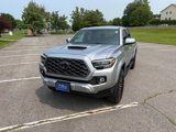 Used 2022 Toyota Tacoma TRD Sport image 3