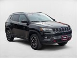 Used 2024 Jeep Compass Trailhawk image 3